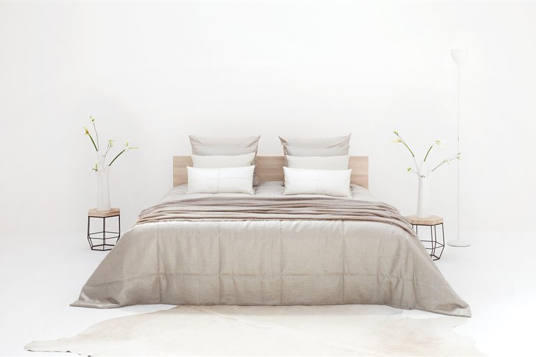 Mrs.Me home couture - TheGlassHouse Setting Loggia  web